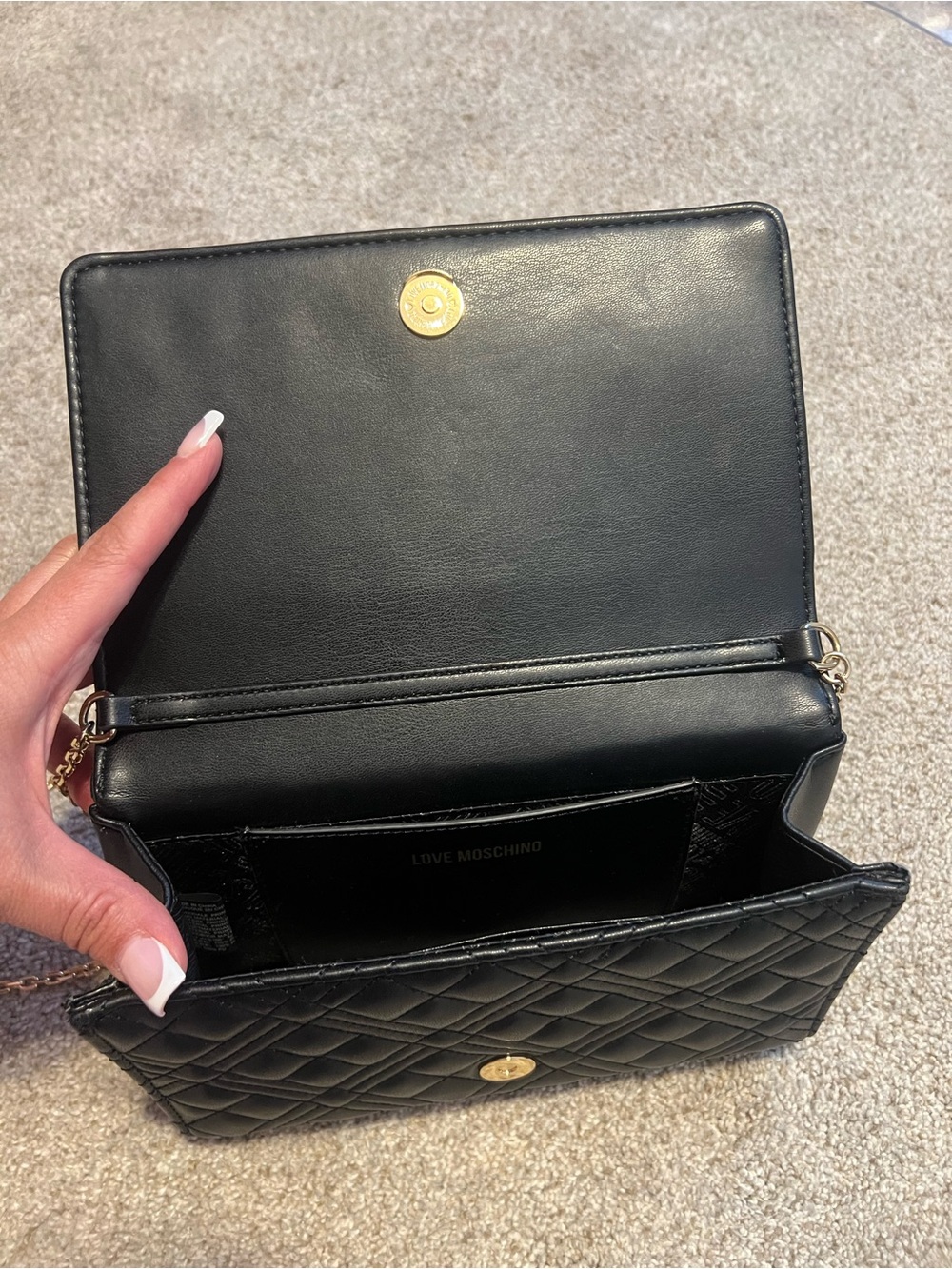 Love Moschino Black Quilted Crossbody with Gold Chain - Picture 3 of 5